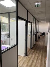 4 Bis Route De Gisy, Bièvres to rent Building Photo- Image 2 of 8