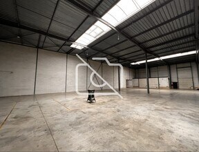 Light Industrial in Lisses to rent Interior Photo- Image 2 of 6