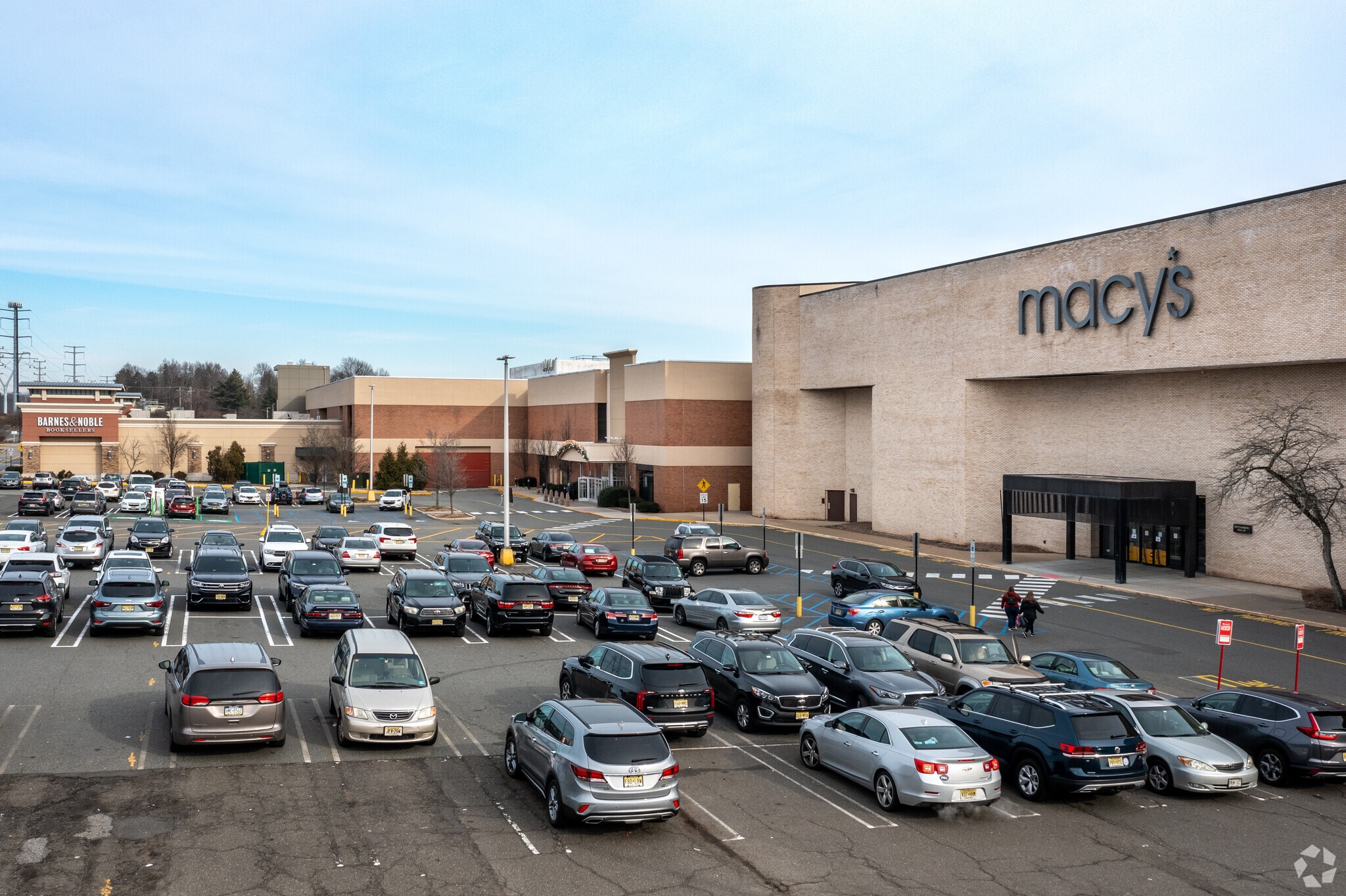 112 Eisenhower Pky, Livingston, NJ to rent Building Photo- Image 1 of 12