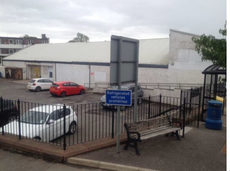 Commercial St, Blairgowrie to rent - Building Photo - Image 1 of 1