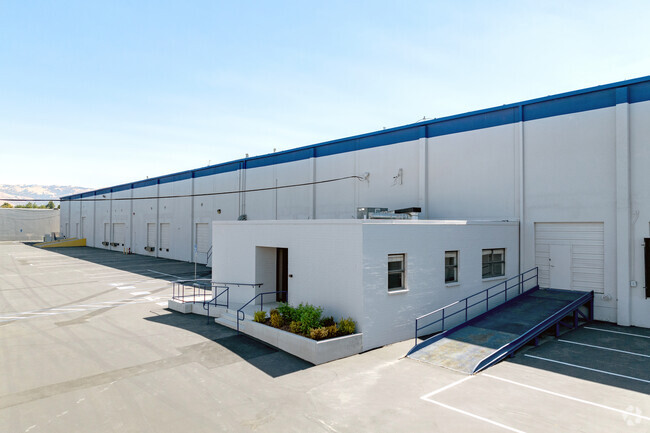 More details for 1800-1810 Dobbin Dr, San Jose, CA - Industrial for Rent