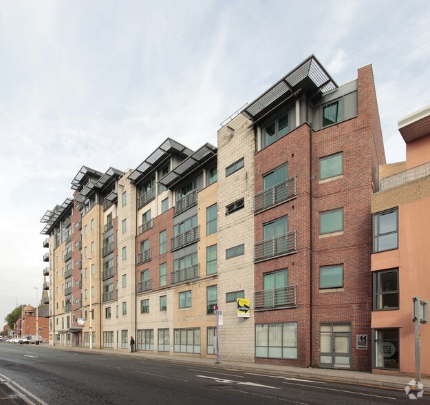 156 Chapel St, Salford for sale - Building Photo - Image 3 of 5