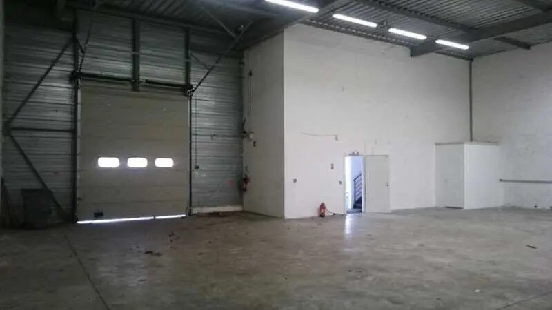 Office in Tremblay-en-France to rent Building Photo- Image 1 of 7