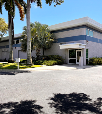 More details for 6851 Professional Pky W, Sarasota, FL - Light Industrial for Rent