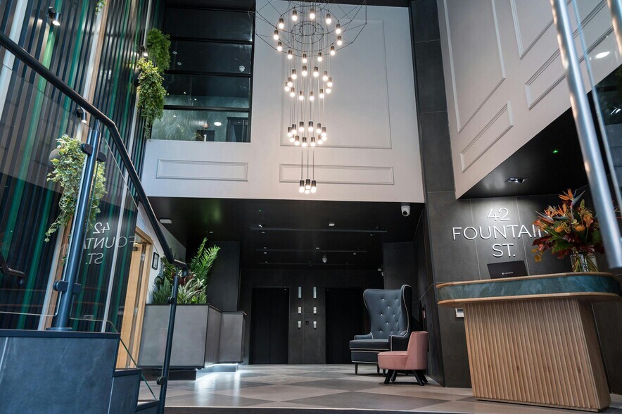 42-44 Fountain St, Manchester to rent - Building Photo - Image 1 of 32