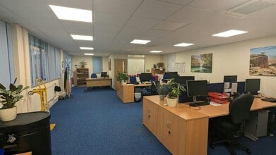 7 Sopwith Way, Daventry to rent Interior Photo- Image 1 of 12