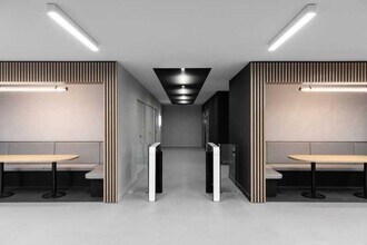 22 Quai Gallieni, Suresnes to rent Interior Photo- Image 1 of 2