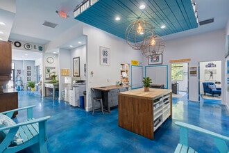 960 International Pky, Lake Mary, FL to rent Interior Photo- Image 2 of 23