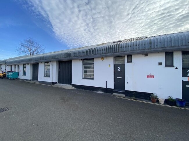 More details for Brook Ln N, Brentford - Industrial to Rent