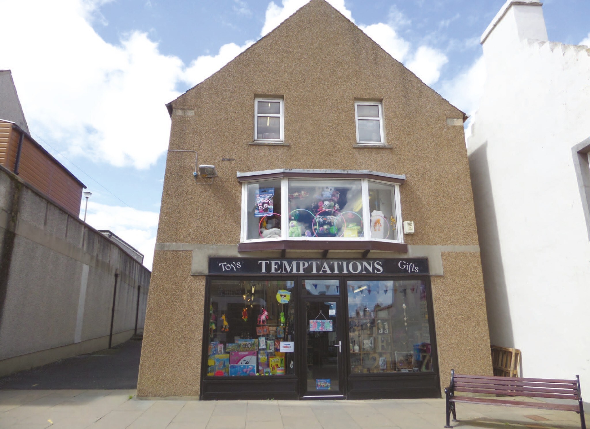 1 Rotterdam St, Thurso for sale Primary Photo- Image 1 of 1