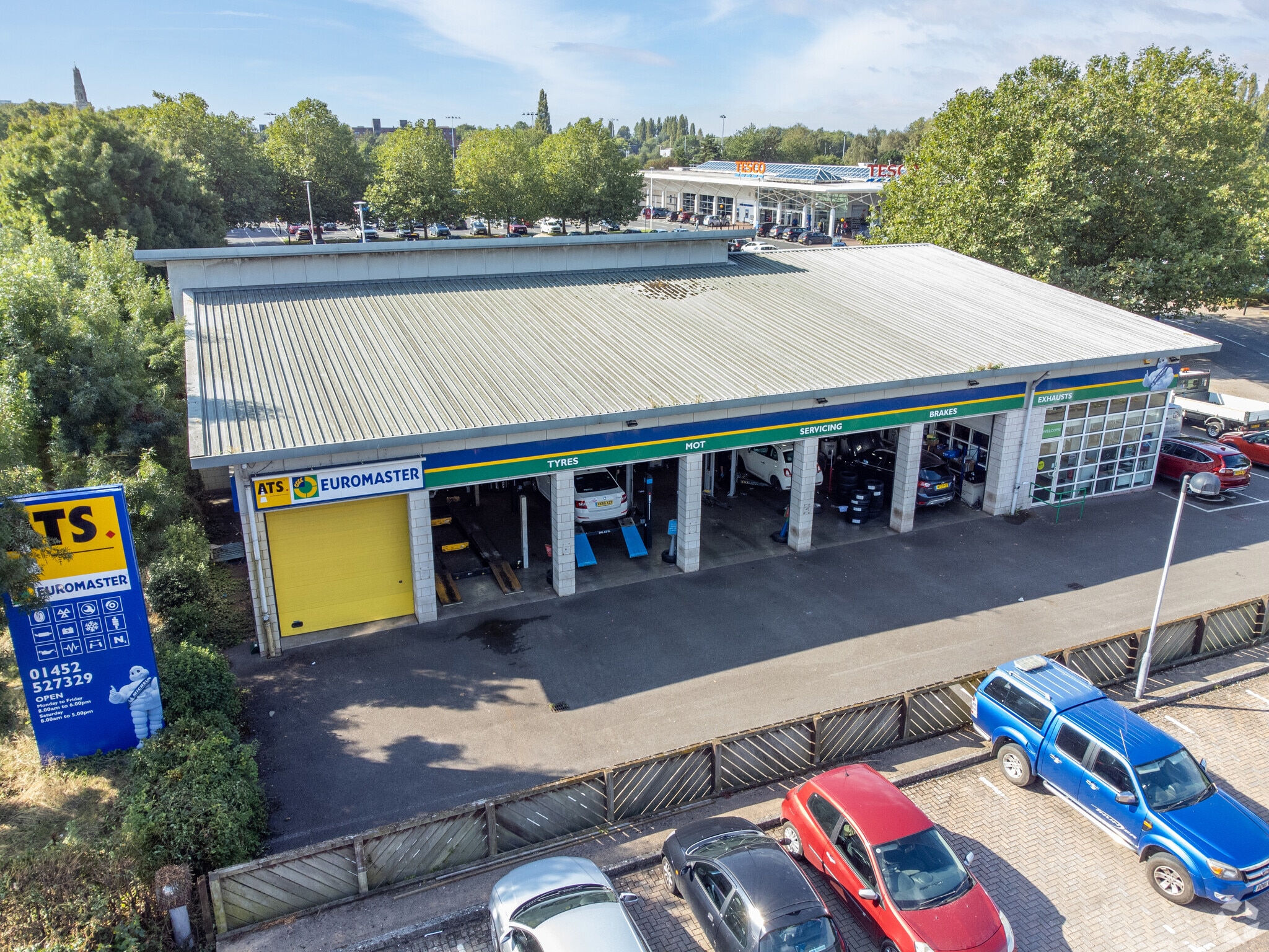St. Oswalds Rd, Gloucester for sale Primary Photo- Image 1 of 3
