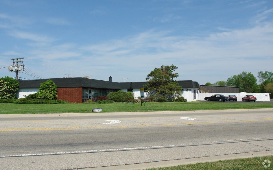 7510 Virginia Rd, Crystal Lake, IL for sale - Primary Photo - Image 1 of 1