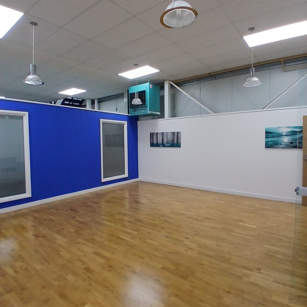 Top Angel, Buckingham to rent Interior Photo- Image 1 of 10