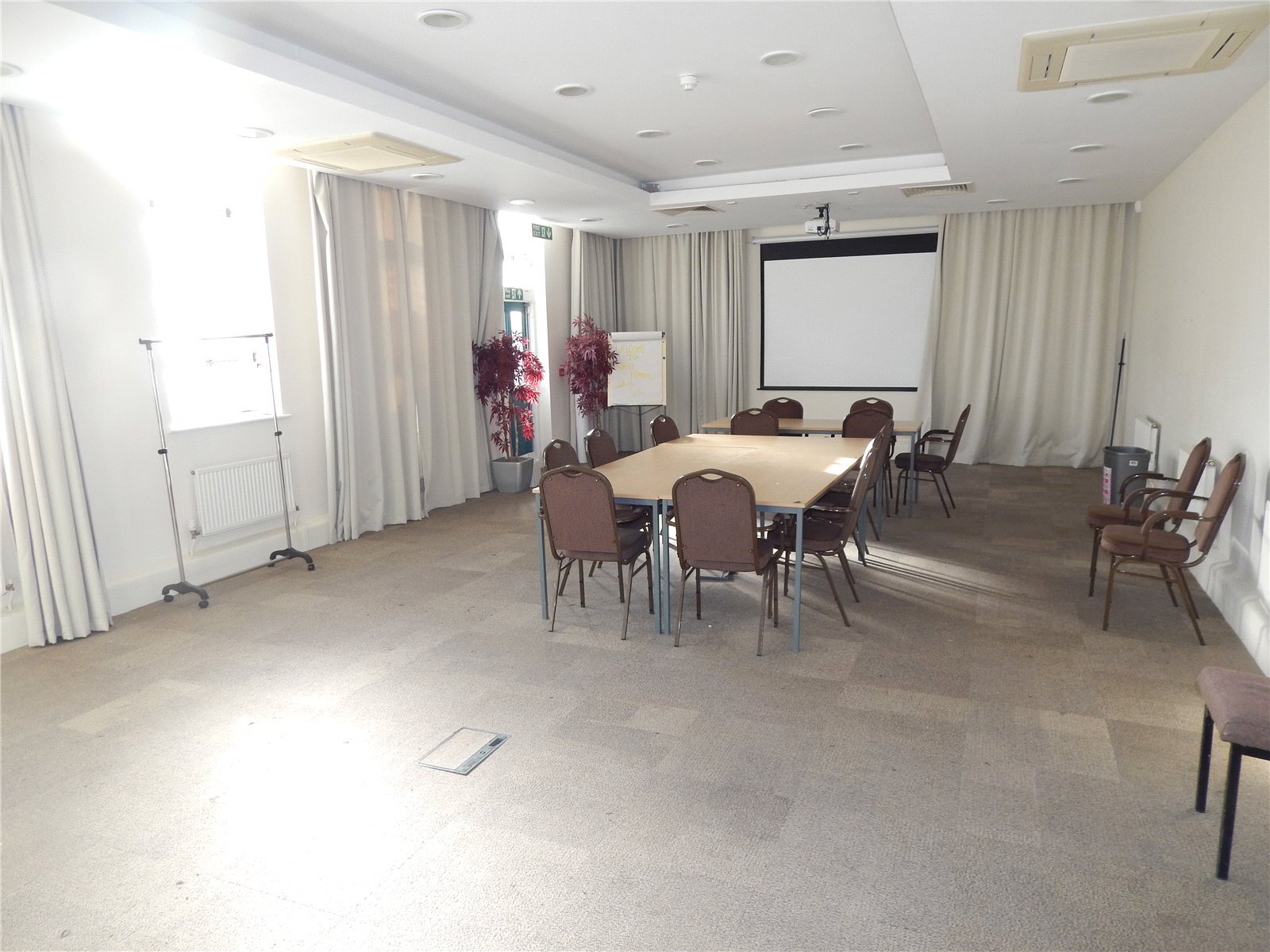 25 Marine Parade, Great Yarmouth to rent Interior Photo- Image 1 of 1