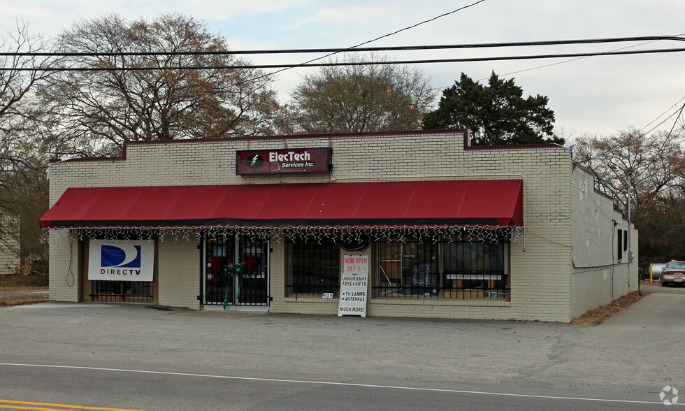 909 S Main St, Fuquay Varina, NC for sale - Building Photo - Image 1 of 1