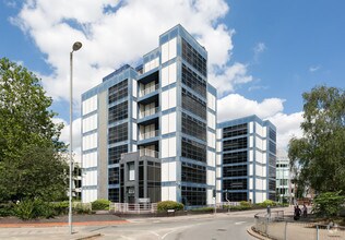 1 Milford St, Swindon for rent Building Photo- Image 1 of 9