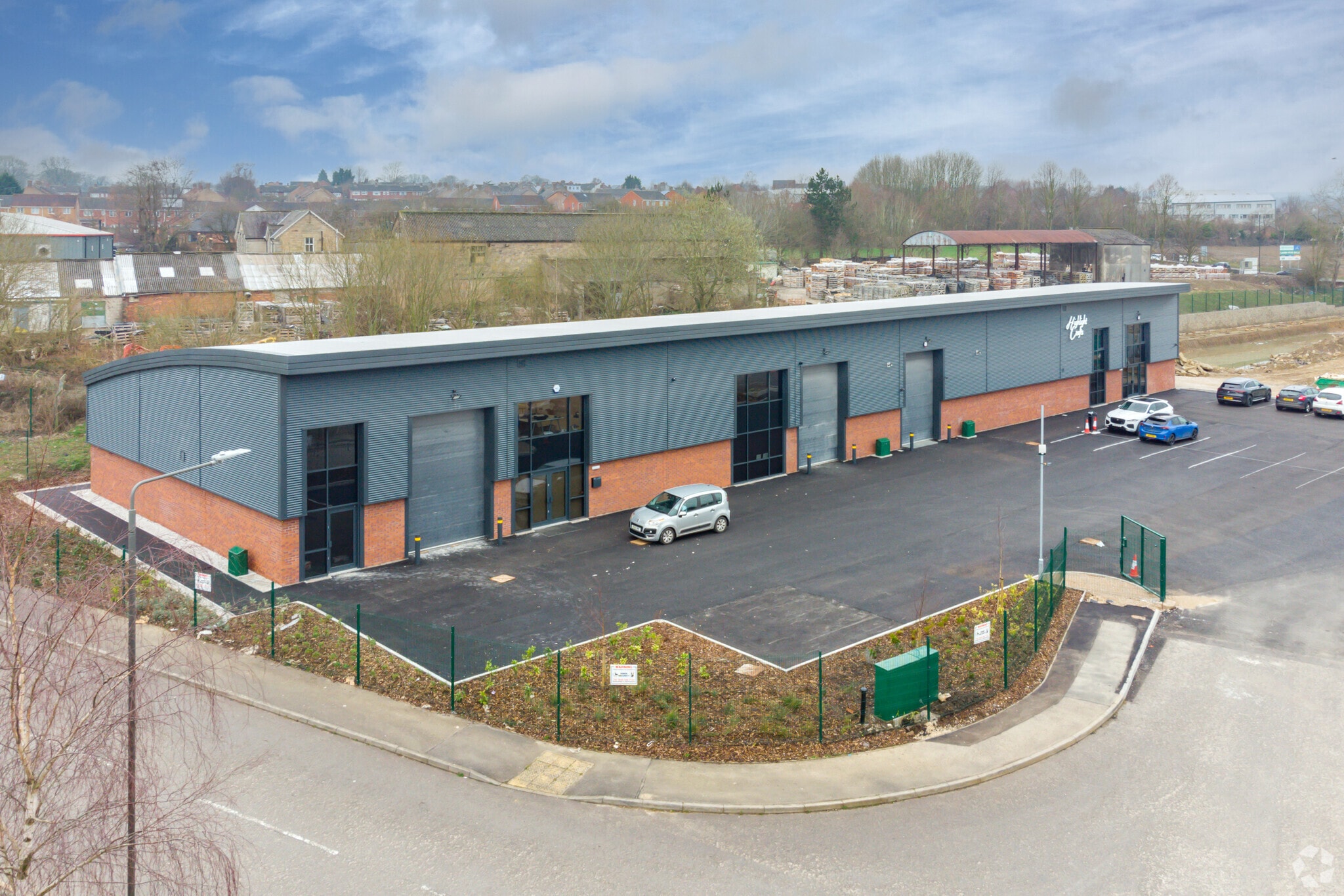 Claycross, Clay Cross for sale Primary Photo- Image 1 of 1