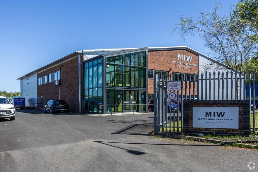 1 Oakeys Rd, Tanfield Lea for sale - Primary Photo - Image 1 of 1