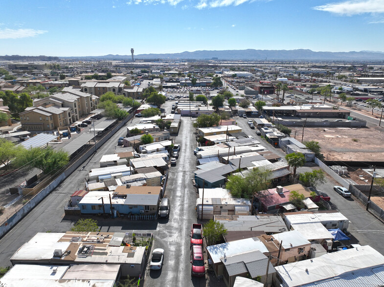 3302 E Van Buren St, Phoenix, AZ for sale - Primary Photo - Image 1 of 5