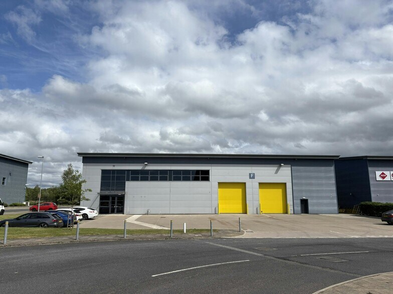 Ordnance Rd, Chorley to rent - Building Photo - Image 2 of 8