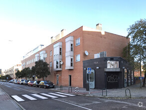 Calle De Las Alas, 23, Madrid, Madrid for rent Primary Photo- Image 1 of 3