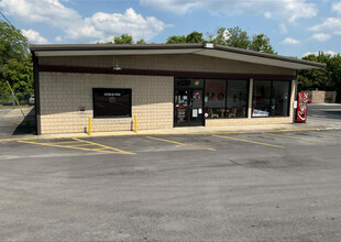 10200 N Commerce St, Summerville, GA for rent Building Photo- Image 1 of 3