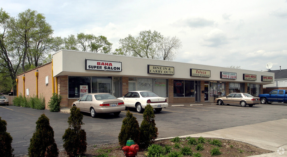 9225-9259 Waukegan Rd, Morton Grove, IL for rent - Building Photo - Image 2 of 5