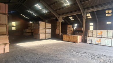 42-44 Duncrue St, Belfast to rent Interior Photo- Image 1 of 3