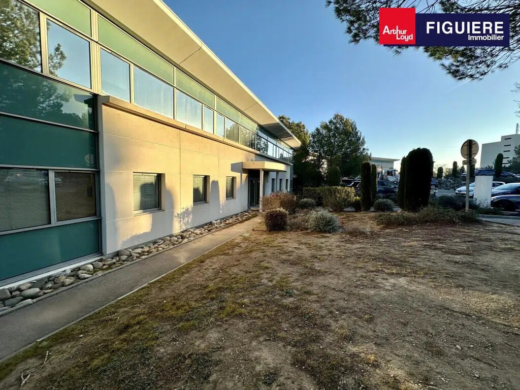 Location Bureaux 134 m² - Photo 1
