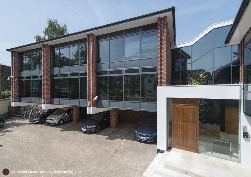 27 Oxford St, Newbury for sale - Building Photo - Image 1 of 18