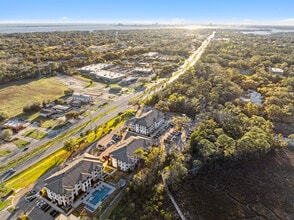 2501 Bienville Blvd, Ocean Springs, MS - AERIAL  map view