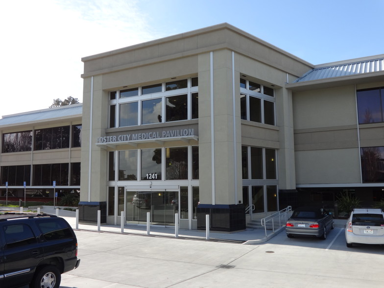 1241 E Hillsdale Blvd, Foster City, CA for rent - Building Photo - Image 2 of 6