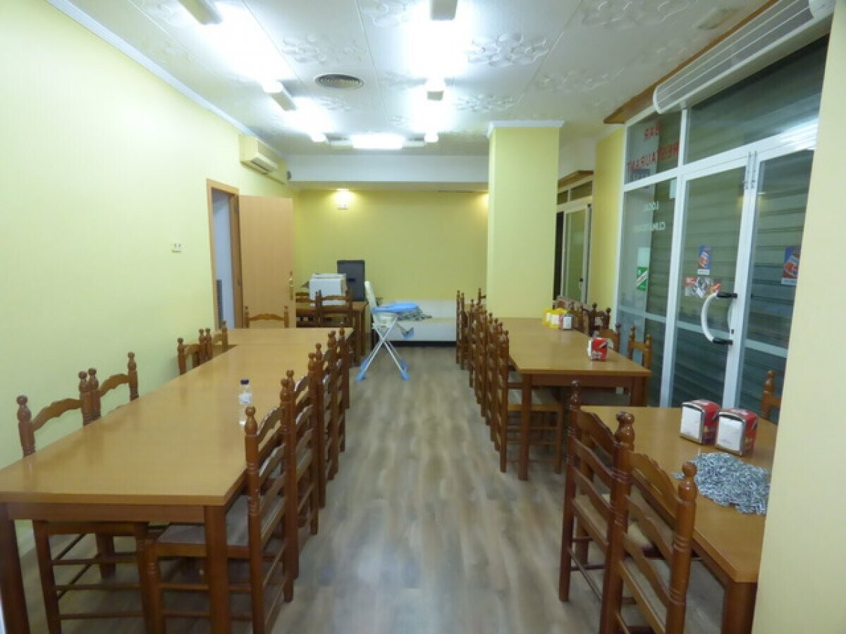 Calella, BAR 08370 - - - Interior Photo - Image 2 of 6