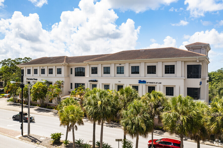 1858 Ringling Blvd, Sarasota, FL for rent - Primary Photo - Image 1 of 6