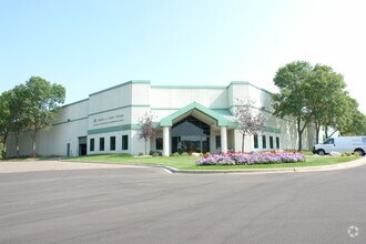 13200 N 10th Ave, Plymouth, MN for rent Building Photo- Image 1 of 5