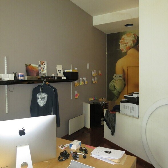 Retail in Sabadell, Barcelona to rent - Interior Photo - Image 2 of 3