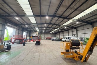 3 Freeston Dr, Nottingham to rent Interior Photo- Image 2 of 4