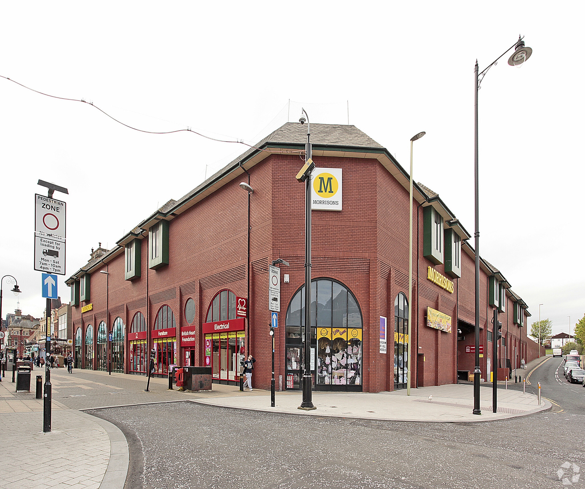 Unit 1 Ocean Road, South Shields to rent Building Photo- Image 1 of 3