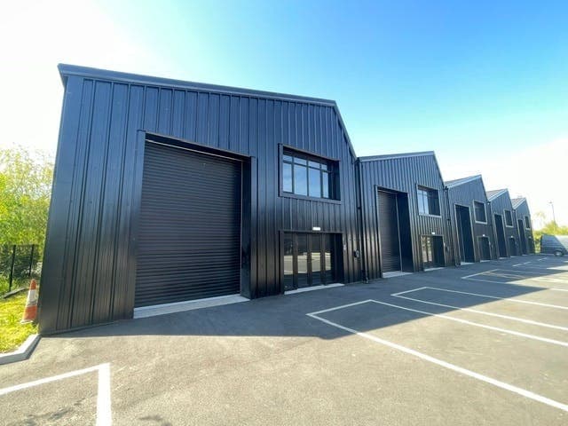 Buccaneer Dr, Auckley to rent Building Photo- Image 1 of 10