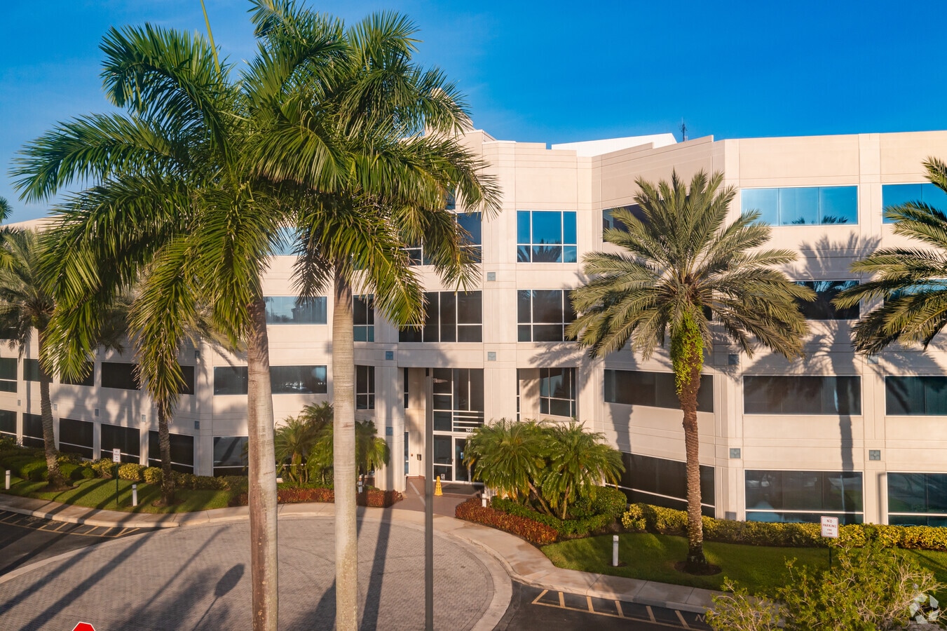 1601 Sawgrass Corporate Pkwy, Sunrise 33323 Office for Rent UK