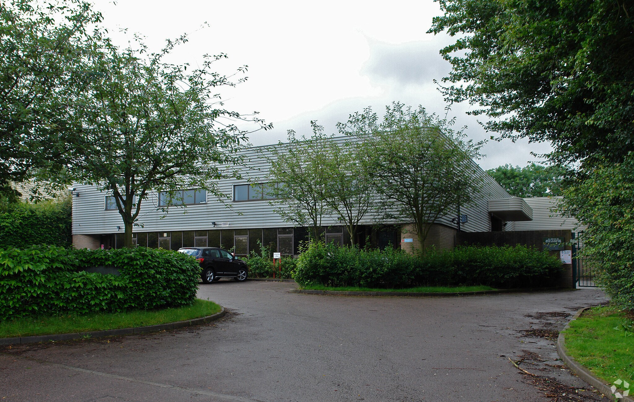 70 Alston Dr, Milton Keynes for sale Primary Photo- Image 1 of 1