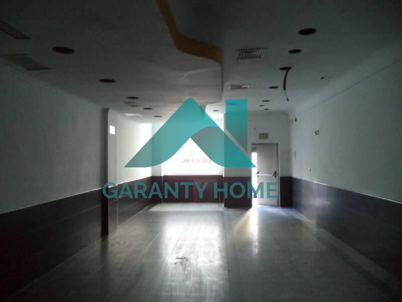 Retail in Cáceres, Cáceres to rent Interior Photo- Image 1 of 5