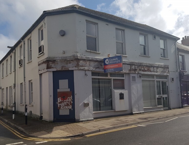 20-22 Commercial St, Treharris for sale Primary Photo- Image 1 of 1