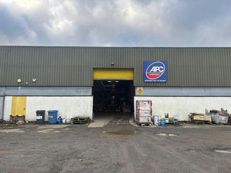 5-10 Arkwright Way, Irvine to rent - Building Photo - Image 2 of 6