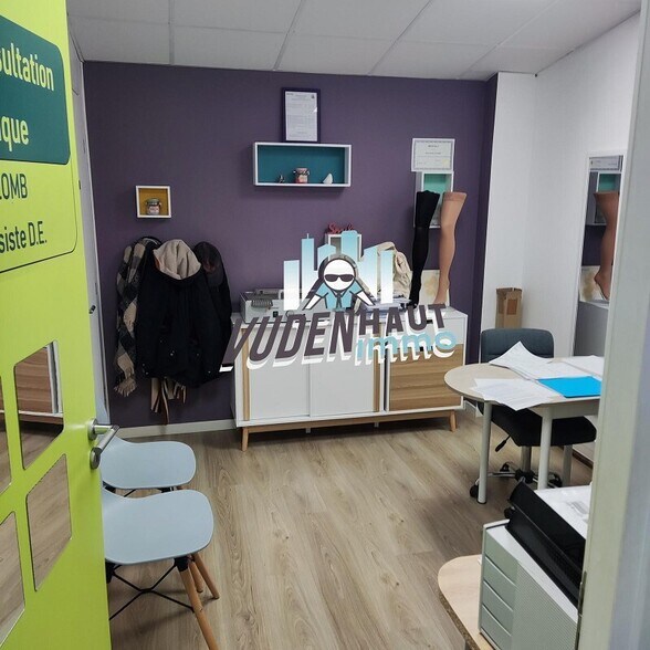 Retail in Muret to rent - Interior Photo - Image 3 of 5