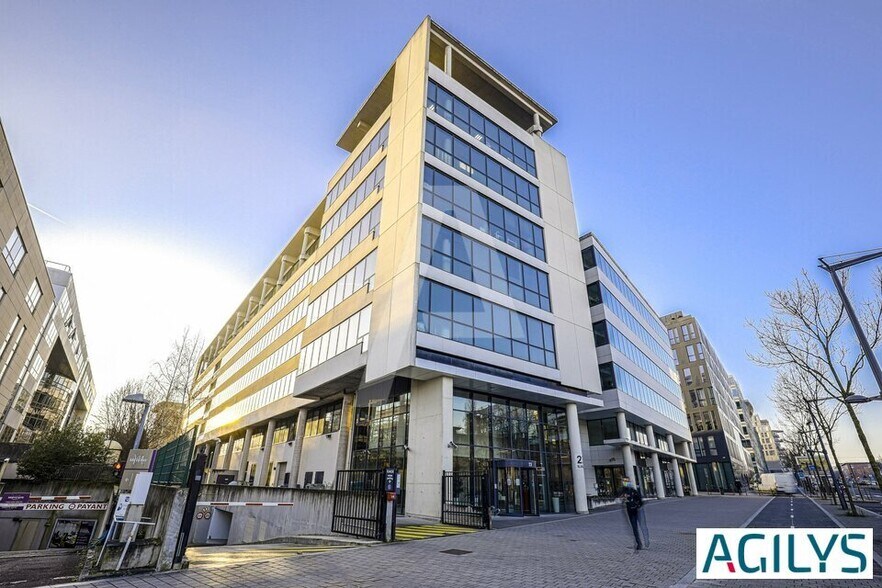 23 Avenue Carnot, Massy to rent - Building Photo - Image 1 of 14