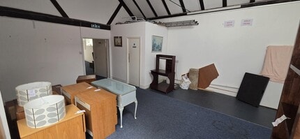 9 High St, Hailsham to rent Interior Photo- Image 2 of 9