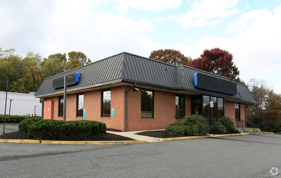 14000 Jefferson Davis Hwy, Woodbridge, VA for sale - Primary Photo - Image 1 of 1