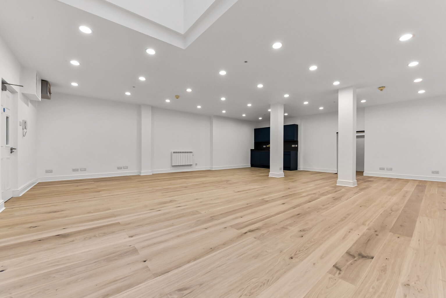 25 Devonshire Pl, London to rent Interior Photo- Image 1 of 6