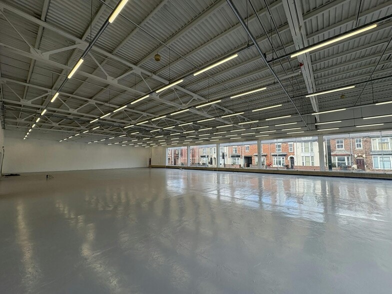 Dunford Rd, Lincoln to rent - Building Photo - Image 3 of 6